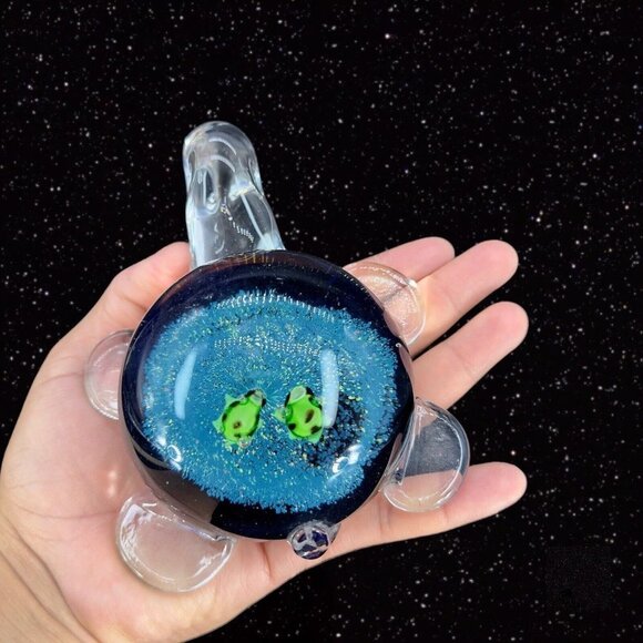 Art Glass Turtle Paperweight Figurine Thick Heavy Glass Turtle W Green Frogs - Picture 3 of 13
